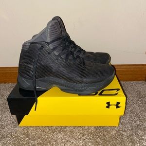 Stephen Curry 2.5 - Men’s size 8 - ONLY WORN INSIDE - used but good condition